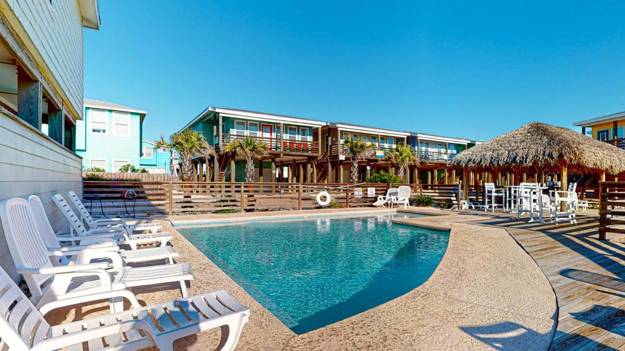 Ov21 Beach House On Stilts Located Near The Beach, Shared Pool Villa Port Aransas Exterior photo