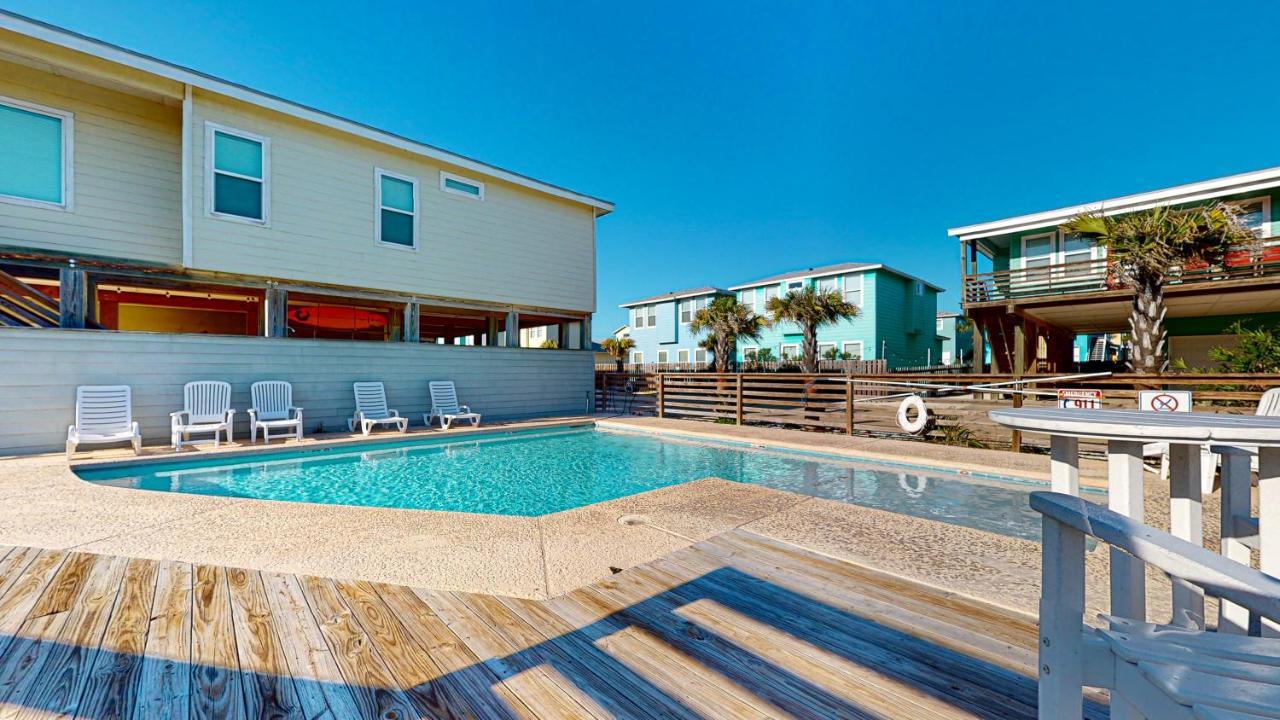 Ov21 Beach House On Stilts Located Near The Beach, Shared Pool Villa Port Aransas Exterior photo