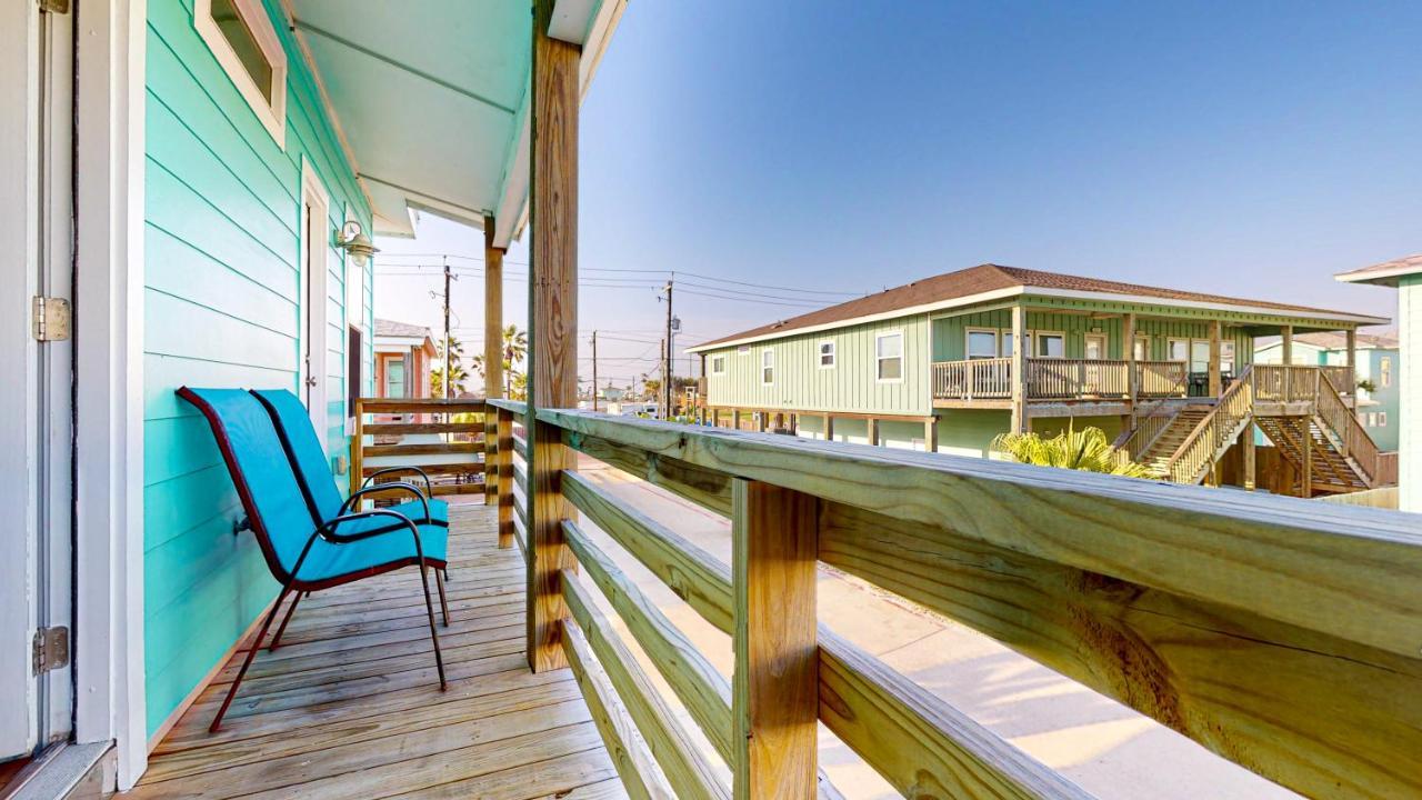 Ov21 Beach House On Stilts Located Near The Beach, Shared Pool Villa Port Aransas Exterior photo